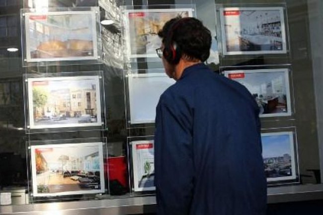 Bunga KPR 'Mencekik', Sektor Perumahan Inggris Babak Belur