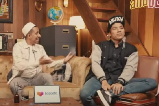 Viral Momen Ari Wibowo dan Desta Bertemu, Netizen: Yang Satu Pelit, Satu Lagi Bagi-bagi Takut Sama