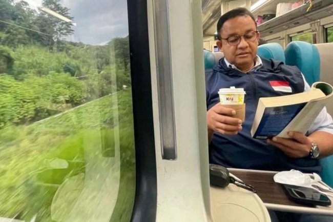 "GOODBYE" ANIES BASWEDAN, AHY PINDAH GERBONG