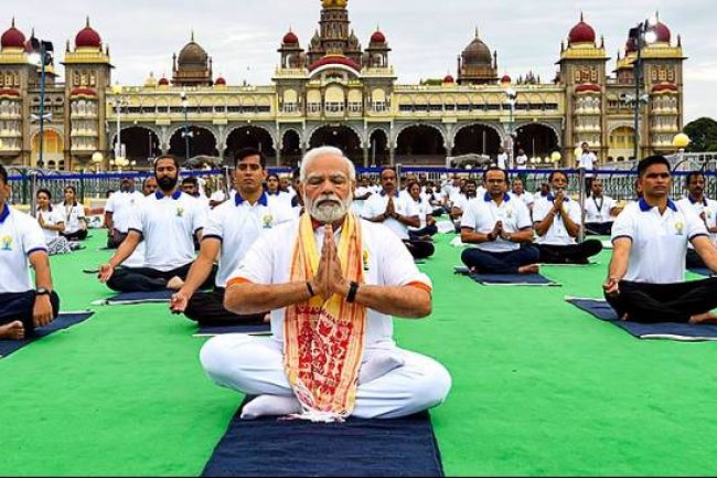 Hari Yoga Internasional 2023 Diperingati 21 Juni, Diinisiasi oleh PM India, Dirayakan Dunia