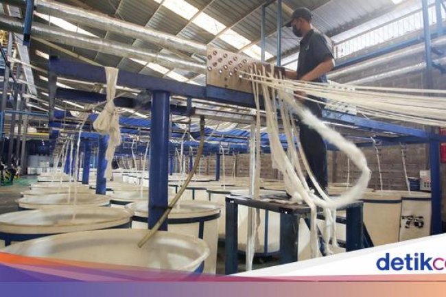 Potret Limbah Botol Plastik Diolah Jadi Alat Rumah Tangga hingga Otomotif