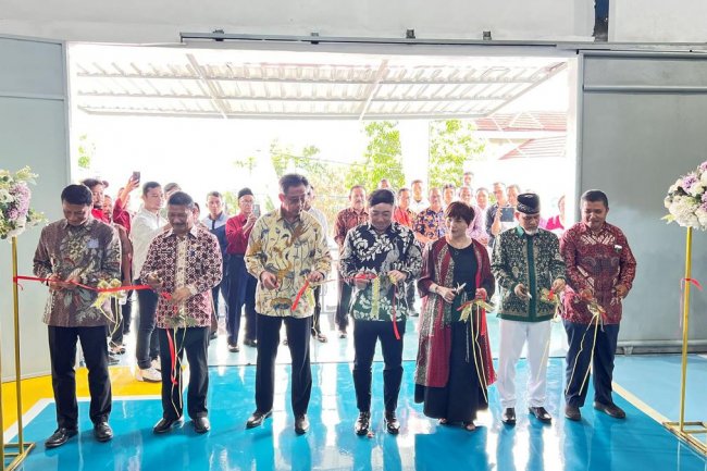 Demi Pangkas Waktu Distribusi, Hino Dirikan Depo Suku Cadang di Ternate