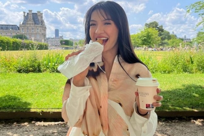 Foto : Sering Tampil dalam Event Internasional, ini 7 Pesona Raline Shah saat Hadir di Paris