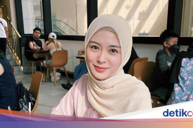 Ayana Moon Berhijab di Sampul Majalah Fashion Bikin Walikota Seoul Bangga