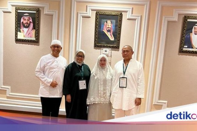Bertemu di Sela-sela Ibadah Haji, Puan & Anies Saling Mendoakan