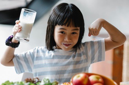Top Berita Gaya: Solusi untuk Anak yang Alergi Susu hingga Manfaat Kunyit