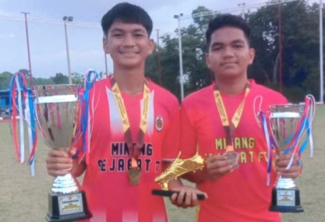 2 Siswa MTsN Bawa Tim Juara Liga Internasional, Kalahkan Malaysia & Singapura