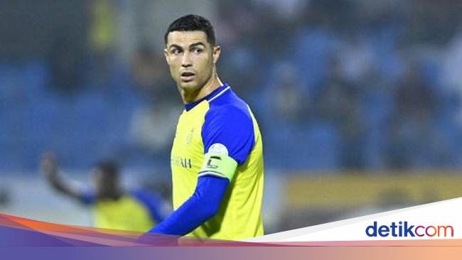 Ronaldo Tak Masuk Starting XI Terbaik Saudi Pro League