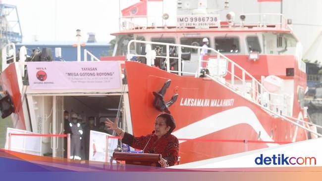 Megawati Mengaku Tak Diizinkan Pensiun oleh Jokowi