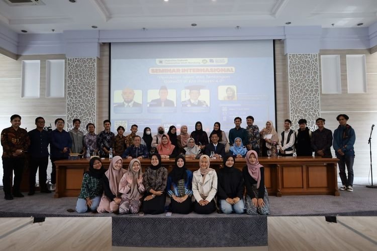 Seminar Internasional Fakultas Dakwah UNISBA, Pemikiran Islam dan Tantangan Dakwah di Era Society 5.0
