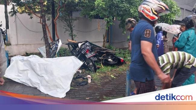 Kesaksian Warga Saat Pikap Tabrak 3 Motor di Malang Berujung 4 Orang Tewas