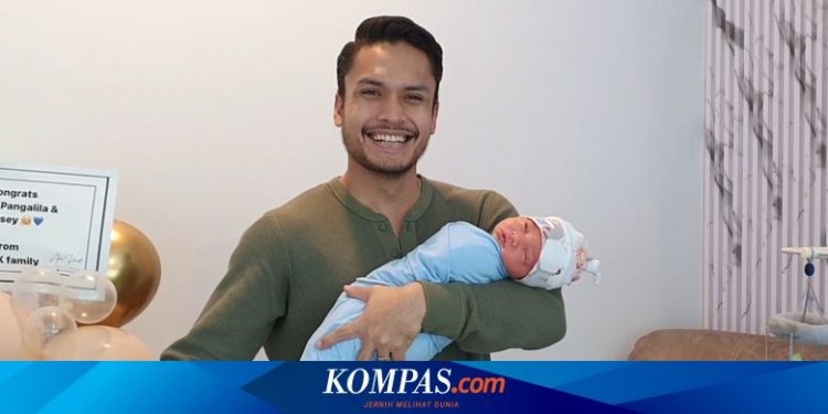 Dikaruniai Anak Kedua, Randy Pangalila: Enggak Nambah Lagi Cukup