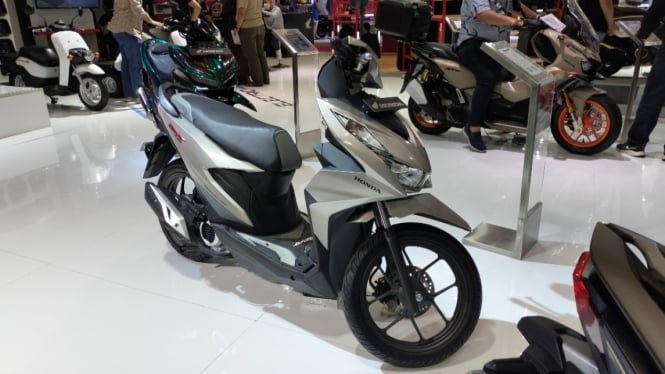 Motor Honda Teririt di Indonesia Mulai Rp16 Jutaan, Vespa Primavera Edisi Disney