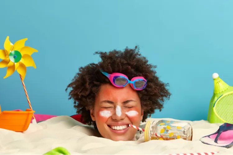 5 Rekomendasi Sunscreen Gel untuk Kulit Berminyak, yang Aman dan Tidak Bikin Lengket
