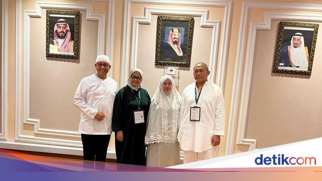 Bertemu di Sela-sela Ibadah Haji, Puan & Anies Saling Mendoakan