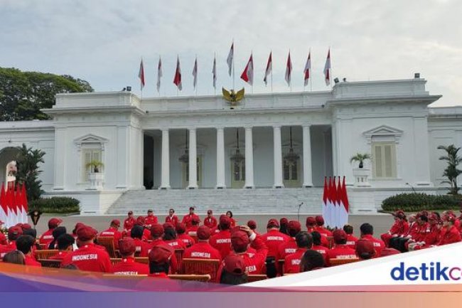 Jokowi Serahkan Bonus Rp 320,5 Miliar ke Atlet ASEAN Para Games 2023