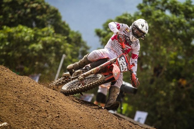 Delvintor Alfarizi Bukukan 11 Poin di Ajang Internasional MXGP Lombok