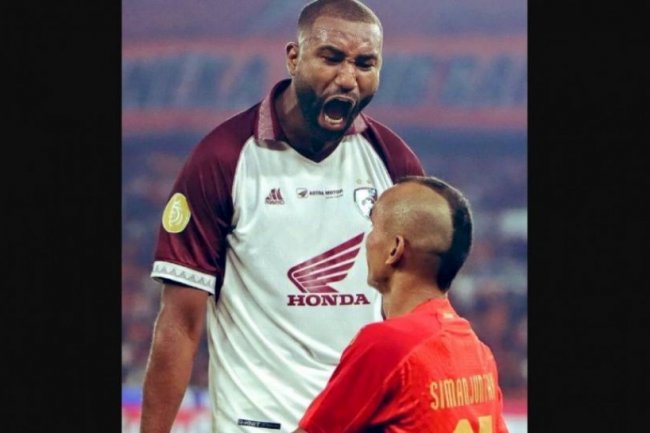 Riko Simanjuntak Mendunia Pasca Duel dengan Yuran Fernandes, Media Internasional Kasih Pujian