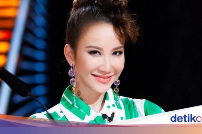 Tulisan Haru Jackie Chan Lepas Kepergian Coco Lee: Bintang Terbang ke Langit