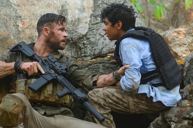 Sinopsis Extraction, Ketika Chris Hemsworth Jadi Tentara Bayaran dan Harus Lakukan Misi Berbahaya