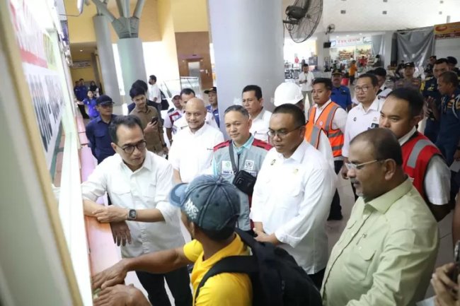 Menteri Perhubungan RI Tinjau Layanan Pelabuhan Domestik dan Internasional Sekupang