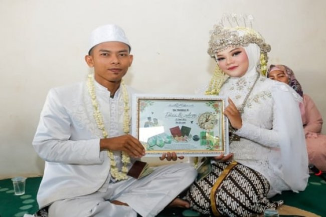Pengantin Baru Fahmi Minta Uang Ganti Rugi, Mantan Pacar Anggi Anggraeni Nangis Gak Punya Uang