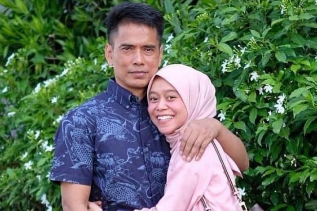 Lesti Kejora Digendong Ayahnya usai Menang Badminton, Digunjing Tak Pantas: Suaminya Malu Sendiri