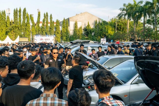 OLX Autos IMX 2023 Surabaya Kembangkan Industri Modifikasi Lokal