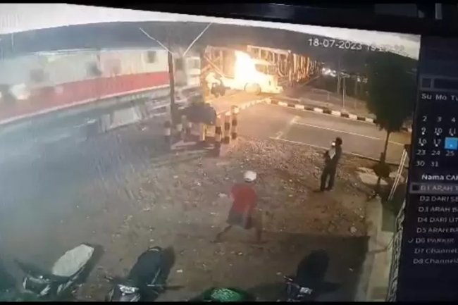 Pasca Peristiwa Kereta vs Truk, Satu Jalur di Petak Jalan Jerakah-Semarang Poncol Sudah Bisa Dilalui Kereta