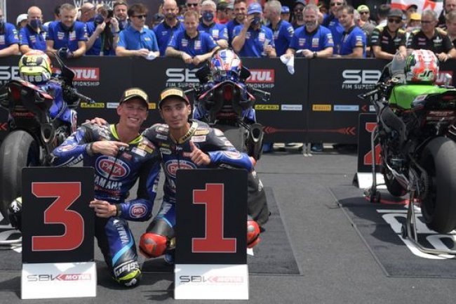 Tim Toprak Razgatlioglu Pesta Sate Usai Juara WSBK Italia 2023