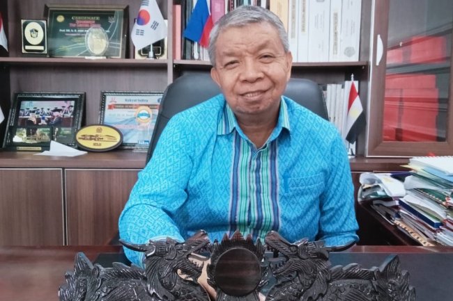 Kampus Lokal, Rasa Internasional