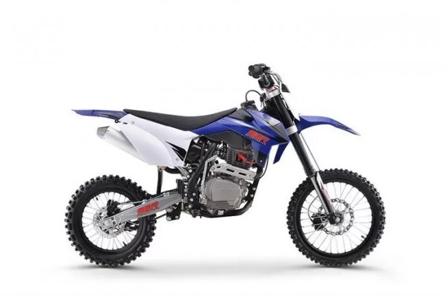 Wajib Tahu Pencinta Otomotif Idolaku Keren dengan Motor Trail SSR SR150, Spesifikasi Tak Kenal Segan! Simak!