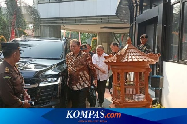 Ketegangan Usai Airlangga Hartarto Diperiksa Kejagung, Pengawal Teriakkan "Gue Tembak Lo!"
