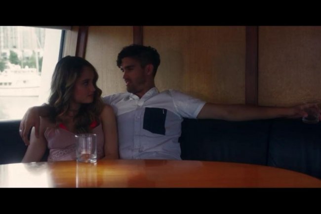 Sinopsis The Ninth Passenger, Film Horor Komedi Cinta Laura