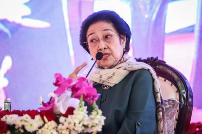 Megawati soal Langkah Politik Khofifah: Ke Sana Boleh Ke Sini Boleh
