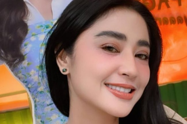 Usai Disebut Tubuh Sarang Jin oleh Ustad Danu, Dewi Perssik Bereaksi: Pak Dukun!