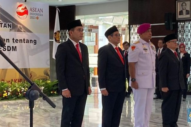 Menteri ESDM Rombak Susunan Pejabat: Jenderal TNI Jadi Irjen!