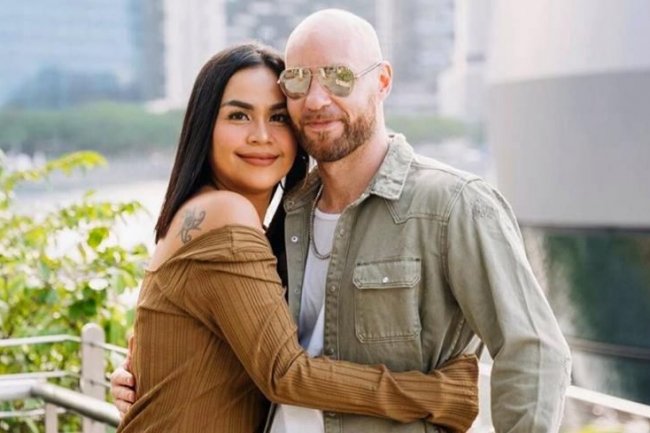 Melaney Ricardo Curhat Tak Cinta Lagi sama Suami, Auto Tertampar dengar Nasihat Pastor