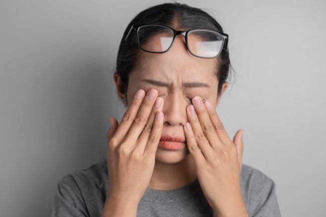 Awas! Faktor Hormonal Berperan Penting dalam Mata Kering