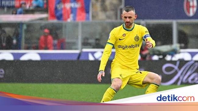 Inter Setuju Lepas Brozovic ke Al Nassr Seharga Rp 295 M