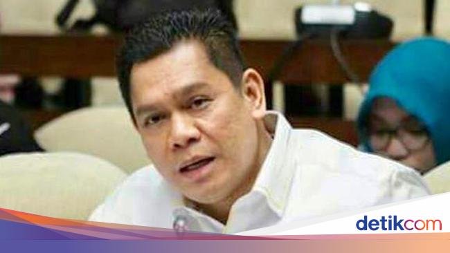 Waka Komisi III DPR Kagum Kepercayaan ke Polri Jadi 76,4% Dalam 10 Bulan