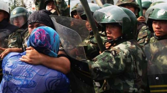 RI Didesak Seret Pelanggaran HAM China ke Muslim Uighur ke Mahkamah Internasional