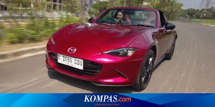 Simulasi Kredit Mazda MX-5 RF Manual, Angsuran Rp 19 Juta Per Bulan