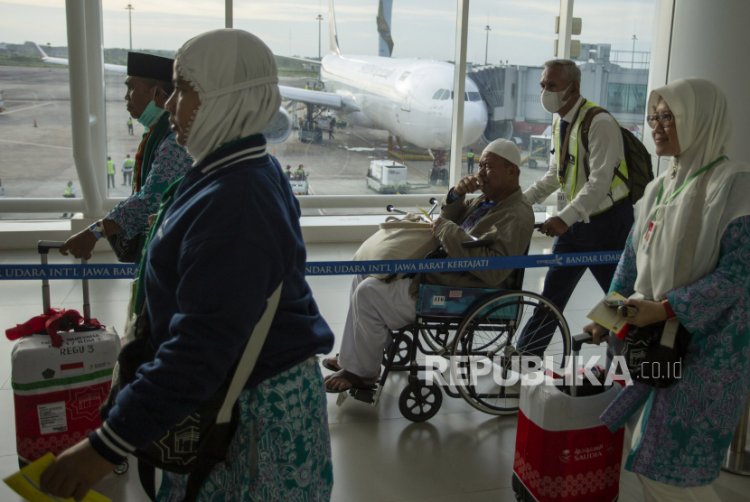 Jokowi Apresiasi Peningkatan Aktivitas di Bandara Internasional Kertajati