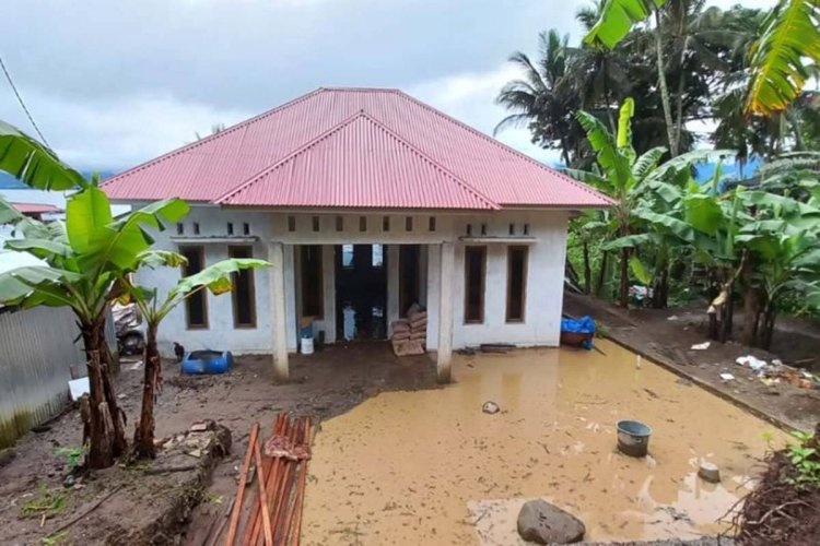 68 Rumah Rusak dalam Peristiwa Bencana Tanah Longsor di Agam