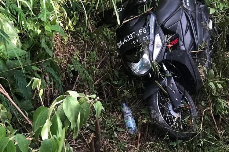 Diduga Rem Blong Saat Menuruni Bukit Belui Tinggi, Dua Perempuan Alami Kecelakaan, Satu Orang Meninggal Dunia