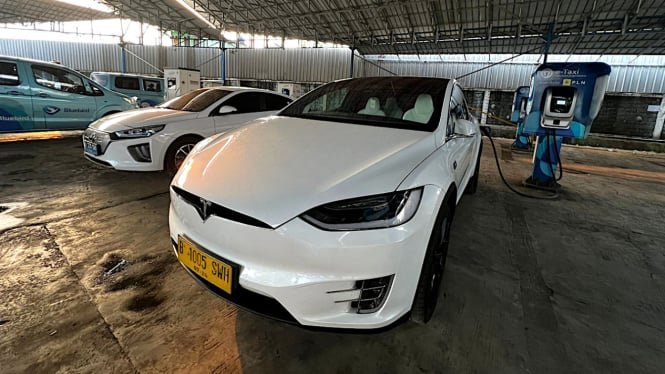 Taksi Listrik Tesla di Indonesia Disebut Sensitif
