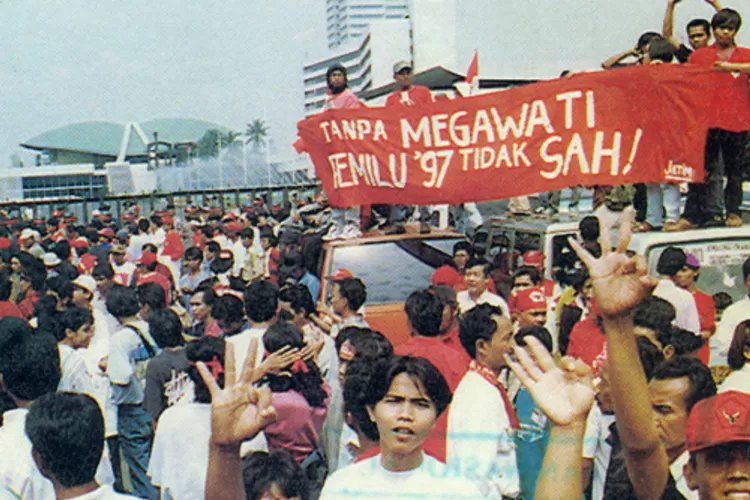 Peristiwa Kudatuli 27 Juli 1996 Sebagai Hari Lahirnya Reformasi Indonesia
