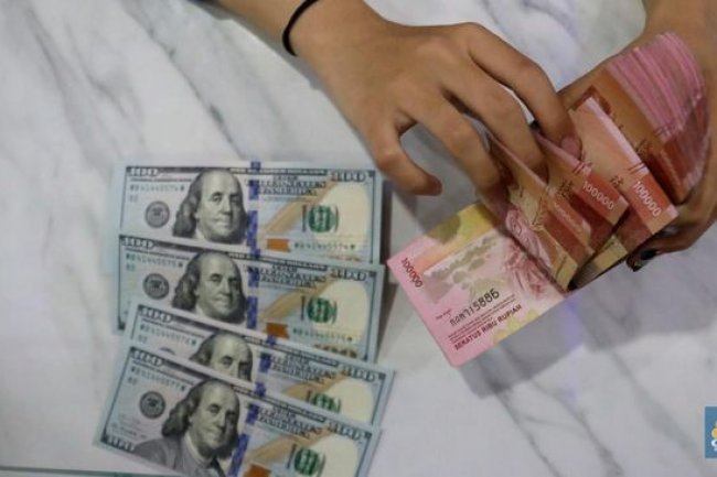 Hari Ini Dolar Eksportir Wajib Mudik, Rupiah Bisa Pesta Pora?