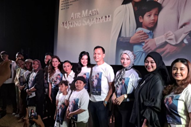 Sinopsis Film Air Mata di Ujung Sajadah, Official Trailer dan Poster Resmi Dirilis